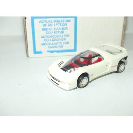 PEUGEOT 205 QUASAR 1984 Concept Car KIT Monté PROVENCE MOULAGE 1:43 sans boite