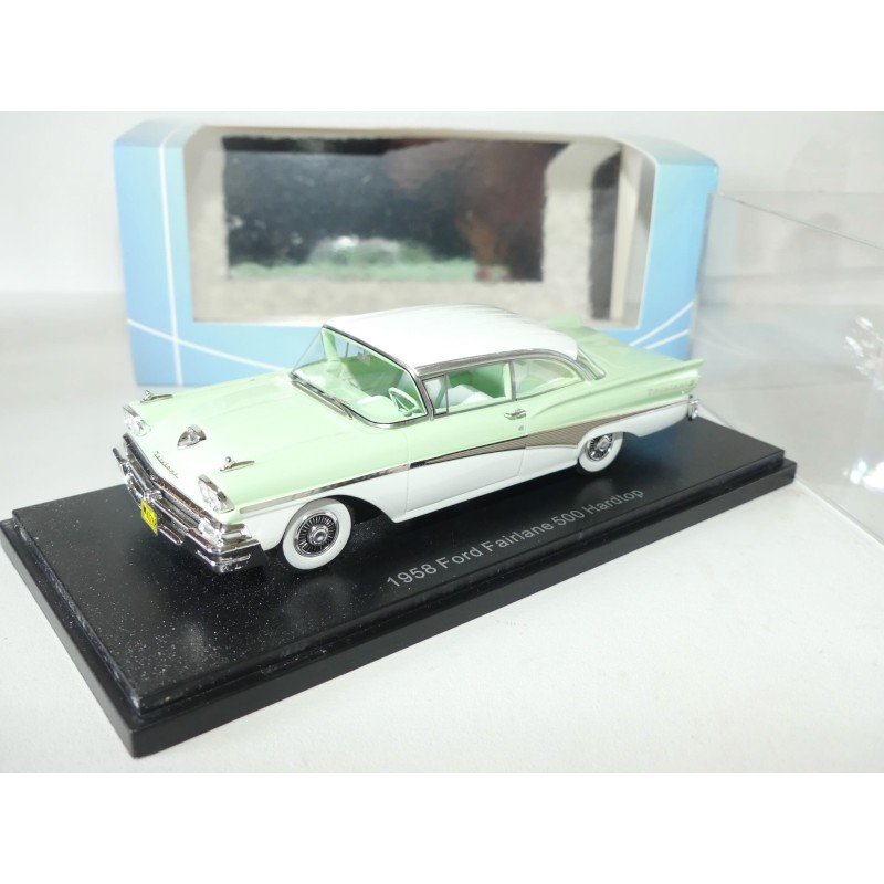 FORD FAIRLINE 500 HARDTOP Vert NEO 47268 1:43