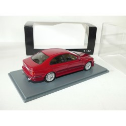 BMW M5 E39 Rouge NEO 1:43