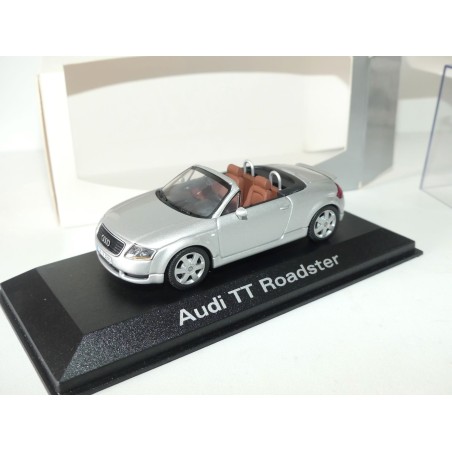 AUDI TT ROADSTER 8N Phase 2 Gris avec petit aileron MINICHAMPS 1:43
