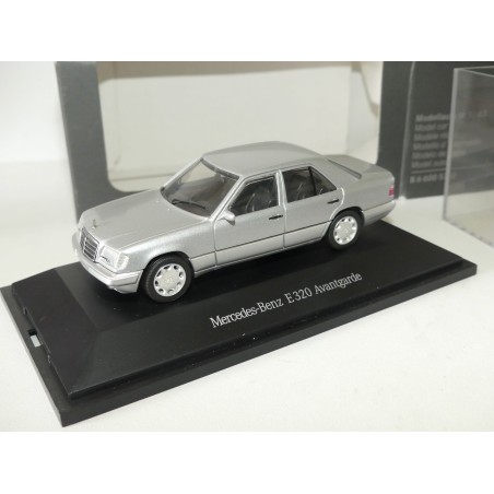MERCEDES CLASSE E 320 AVANTGARDE W124 Gris HERPA 1:43