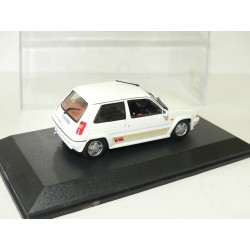 RENAULT 5 GT TURBO 1989 blanc UNIVERSAL HOBBIES Collection M6 1:43
