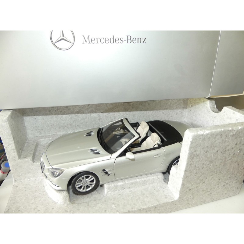 MERCEDES CLASSE SL R231 Gris NOREV 1:18