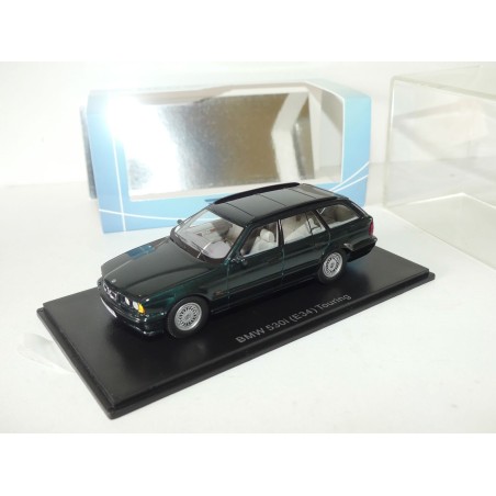 BMW 530 i TOURING E34 Vert NEO 1:43