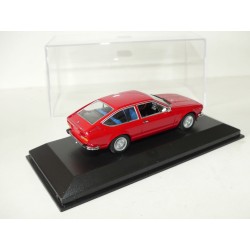 ALFA ROMEO ALFETTA GTV 1976 Rouge MINICHAMPS 1:43