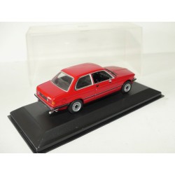 BMW 323 i E21 1975 Rouge MINICHAMPS 1:43