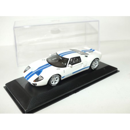 FORD GT 40 2004 Blanc et bande Bleu MINICHAMPS 1:43
