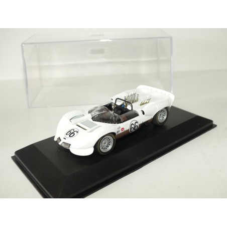 CHAPARRAL 2 SPORT RACER NÂ°66 1965 AUTOART 1:43