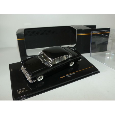 SIMCA ARIANE 8 1958 Noir IXO CLC215 1:43