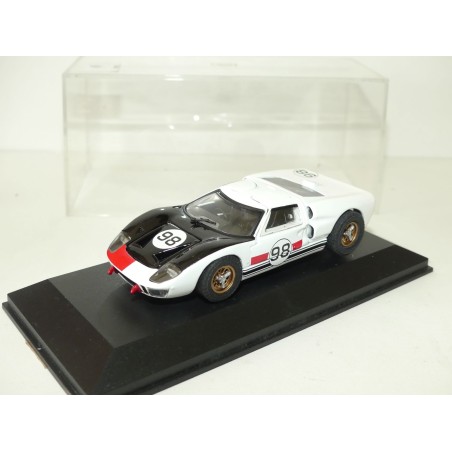 FORD GT 40 N°98 24H DE DAYTONA 1966 UNIVERSAL HOBBIES 1:43