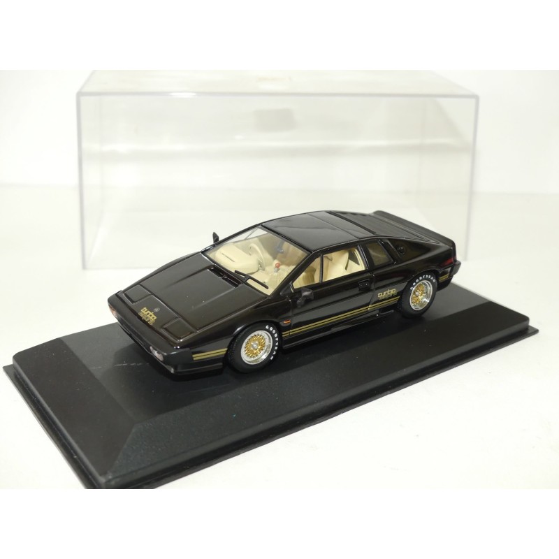 LOTUS ESPRIT TURBO Noir AUTOART 1:43