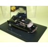 CITROEN DS 19 DU GENERAL DE GAULLE 1963 UNIVERSAL HOBBIES  1:43 boite vitrine