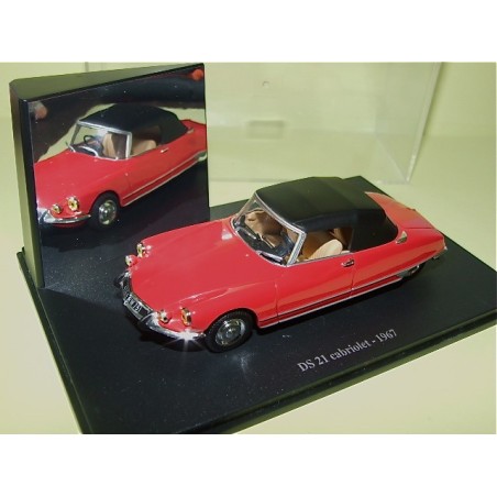 CITROEN DS 21 CABRIOLET Rouge 1967 UNIVERSAL HOBBIES  1:43 boite vitrine