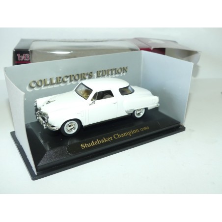 STUDEBAKER CHAMPION 1950 Blanc ROAD SIGNATURE 1:43