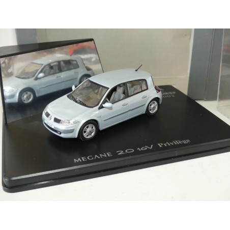 RENAULT MEGANE II Phase 1 LUXE PRIVILEGE 2.0 16V Gris Beige ELIGOR 1:43