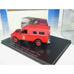 LAND ROVER SERIE III POMPIERS DE MARSEILLE UNIVERSAL HOBBIES 1:43
