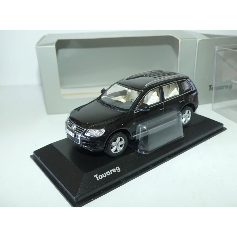 VW TOUAREG I Phase 2 Noir MINICHAMPS 1:43