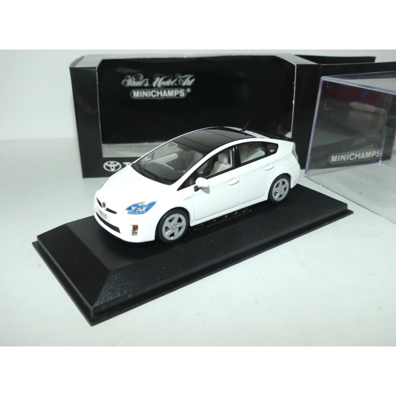 TOYOTA PRIUS III HYBRID Blanc MINICHAMPS 1:43