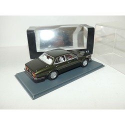 DE TOMASO DEAUVILLE Vert NEO 1:43