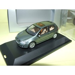 VW GOLF V 3 Vert Gris SCHUCO 1:43