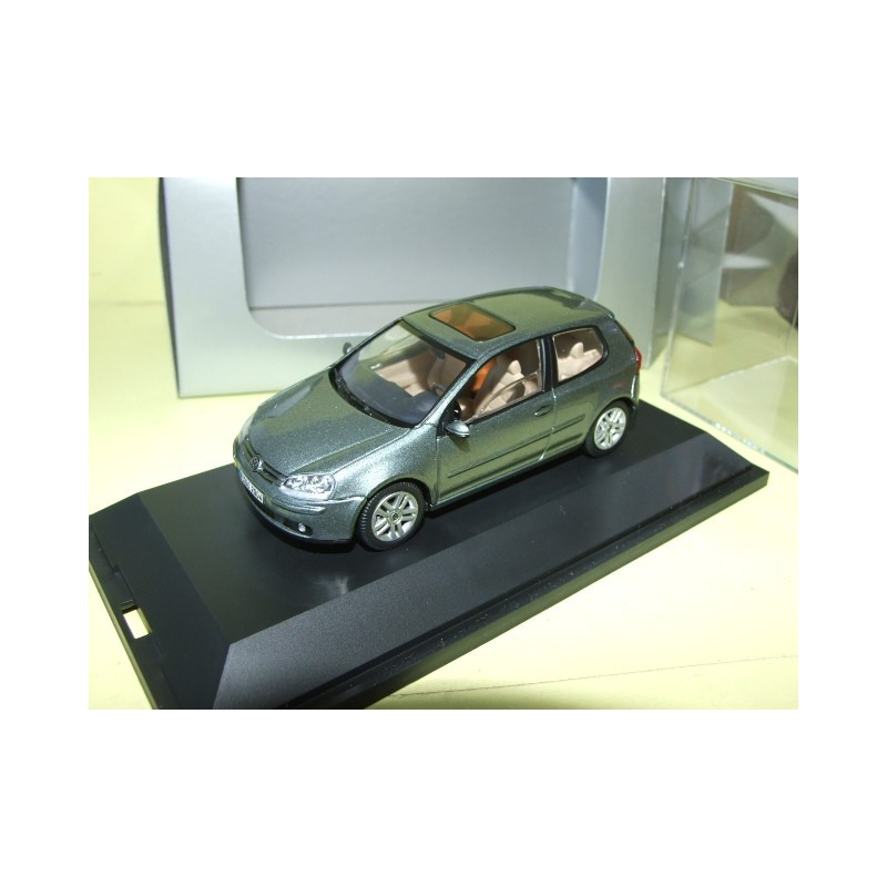 VW GOLF V 3 Vert Gris GrÃ¼n SCHUCO 1:43