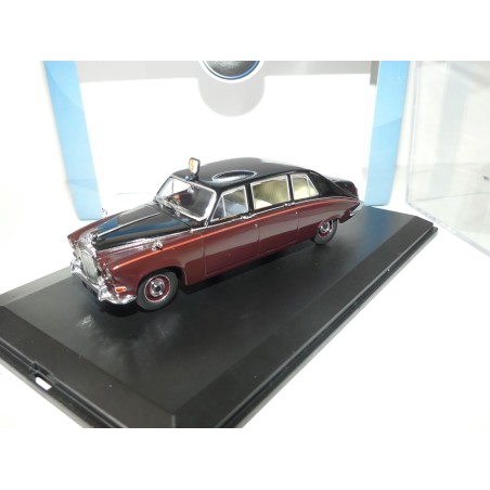 DAIMLER DS 240 QUEEN MOTHER OXFORD DIECAST DS004 1:43