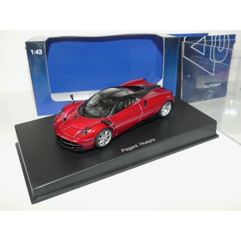 PAGANI HUAYRA Rouge AUTOART 1:43