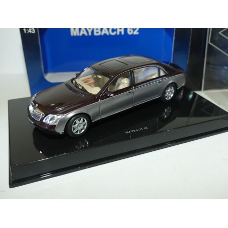 MAYBACH 62 LIMOUSINE Gris et bordeaux AUTOART 1:43