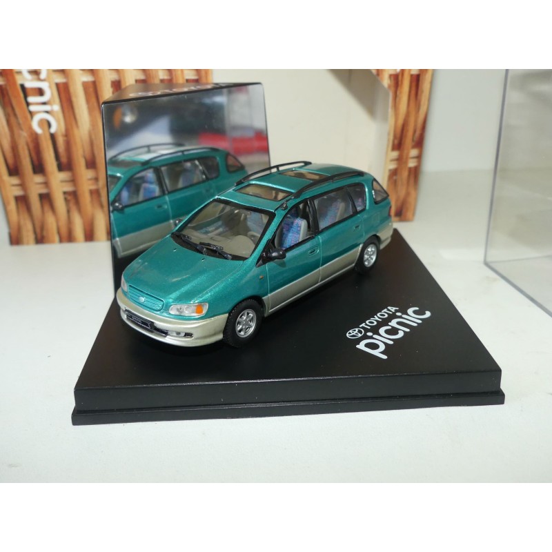 TOYOTA PICNIC Vert VITESSE 1:43
