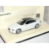 BMW SERIE 6 COUPE M6 2006 Blanc Toit Noir MINICHAMPS 1:43