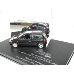 RENAULT CLIO II Phase 1 3 Portes Noir MERCI VITESSE 1:43