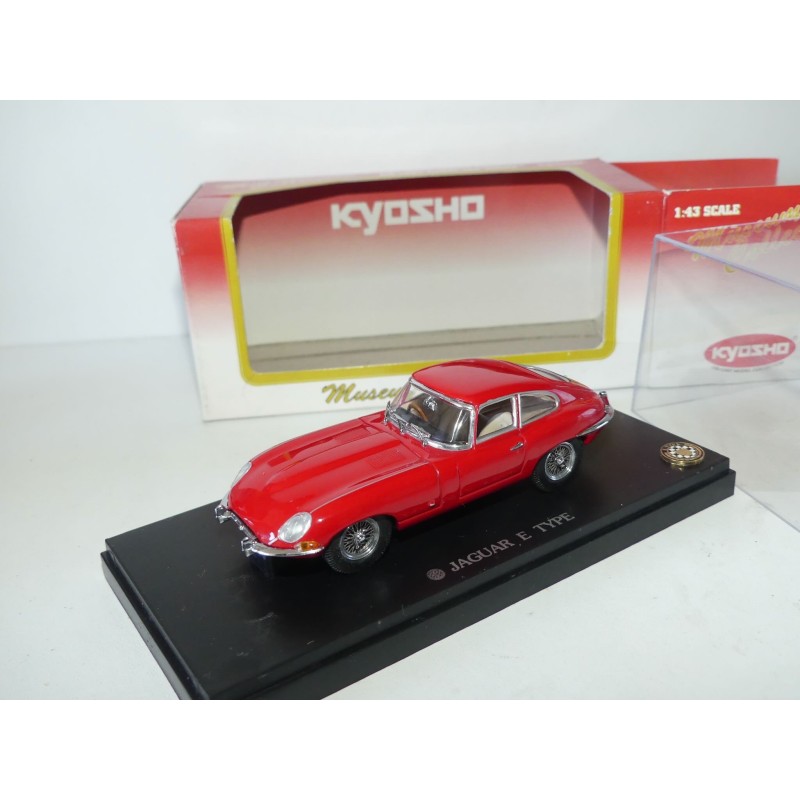 JAGUAR TYPE E COUPE Rouge KYOSHO 03061G 1:43