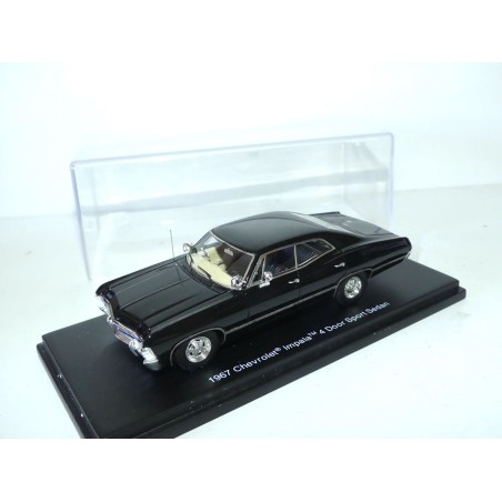 CHEVROLET IMPALA 4 Portes SPORT SEDAN 1967 Noir TSM 1:43