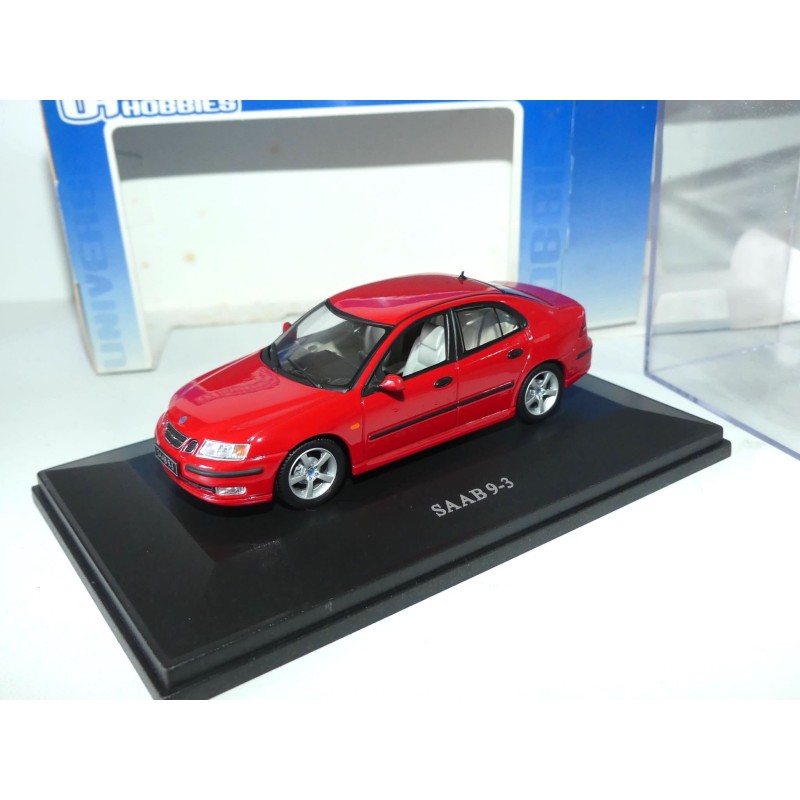 SAAB 9-3 2002 Rouge UNIVERSAL HOBBIES 1:43