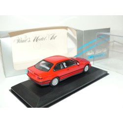 BMW SERIE 3 E36 COUPE Rouge MINICHAMPS 1:43 imperfection