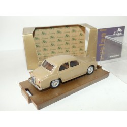 ALFA ROMEO 1900 1950 Beige BRUMM R89 1:43