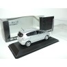 TOYOTA COROLLA VERSO Gris MINICHAMPS 1:43