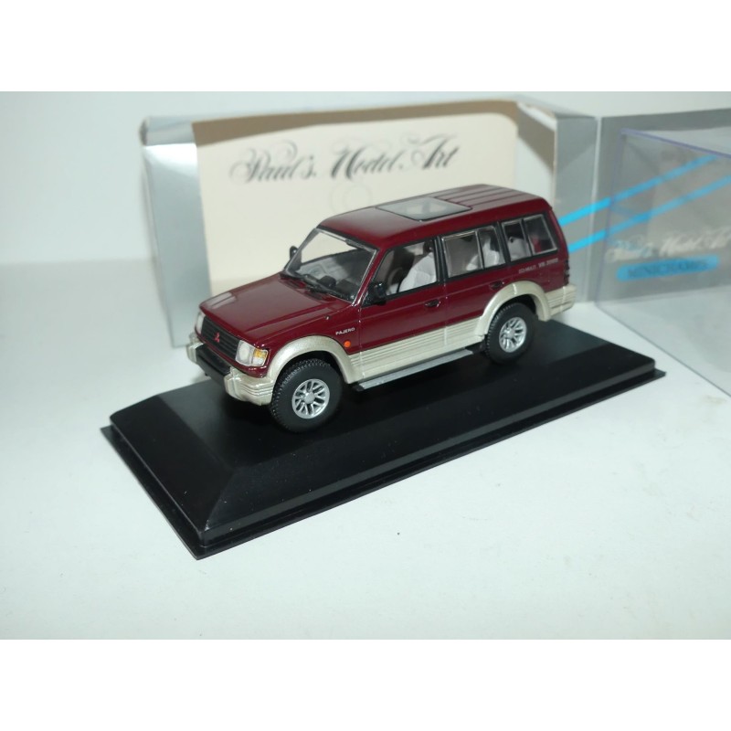 MITSUBISHI PAJERO LWB 1994 Bordeaux MINICHAMPS 1:43