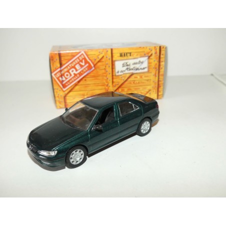 PEUGEOT 406 1999 Vert NOREV 1:43 boite carton