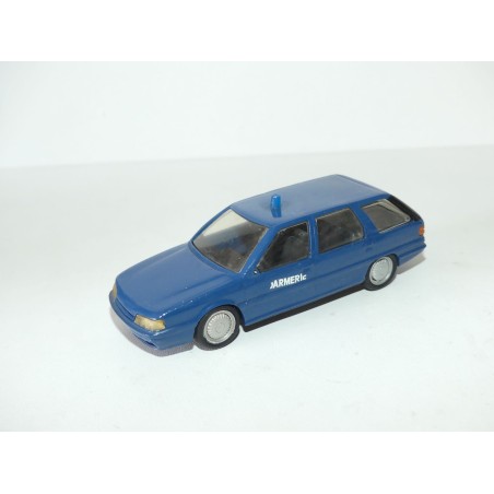 RENAULT 21 NEVADA GENDARMERIE PARADCAR 1:43 imperfection sans boite 