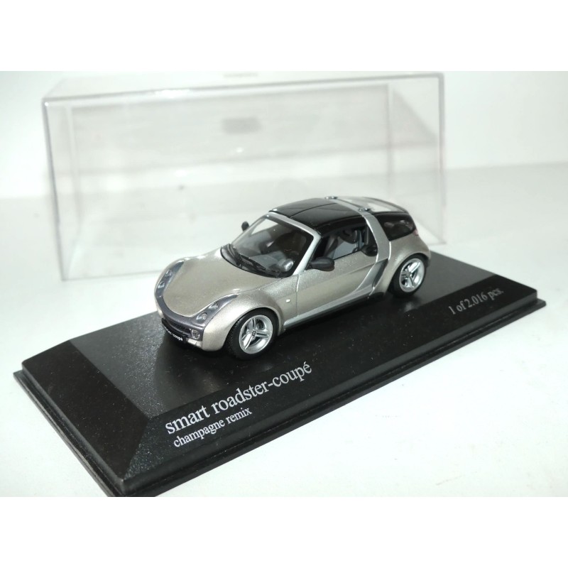 SMART ROADSTER COUPE 2003 Gris Champagne Remix MINICHAMPS 1:43