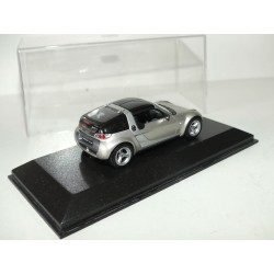 SMART ROADSTER COUPE 2003 Gris Champagne Remix MINICHAMPS 1:43