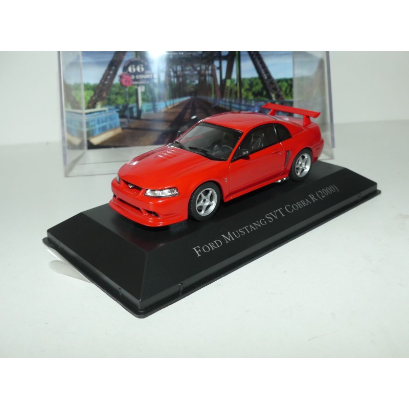 FORD MUSTANG SVT COBRA R 2000 Rouge ALTAYA 1:43