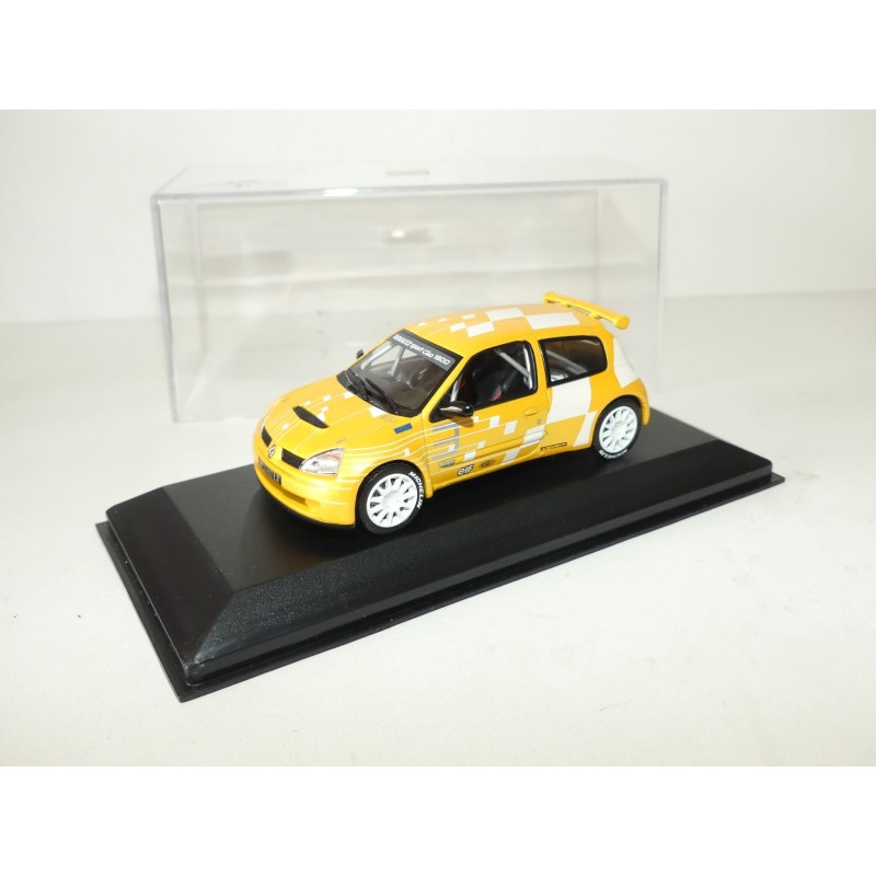 RENAULT CLIO S1600 RALLYE PRESENTATION UNIVERSAL HOBBIES 1:43