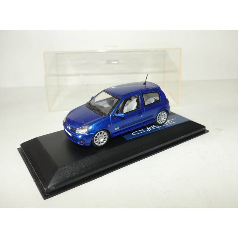RENAULT CLIO SPORT 2.0 16V J. RAGNOTTI 2002 Bleu UNIVERSAL HOBBIES 1:43