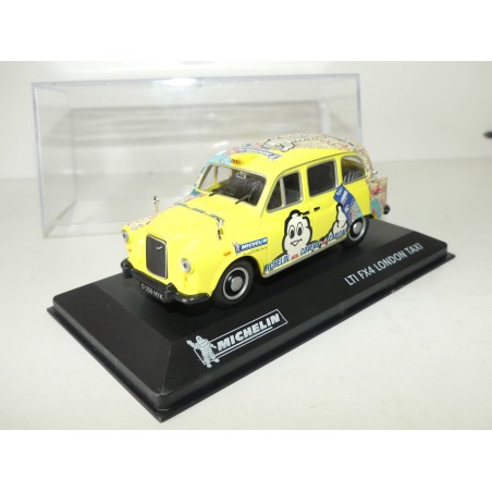 AUSTIN FX4 TAXI DE LONDON YELLOW PAGES IXO CLC026 1:43