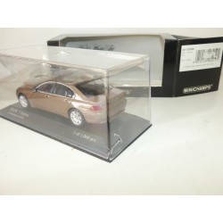 BMW Serie 7 E65 2001 Marron MINICHAMPS 1:43