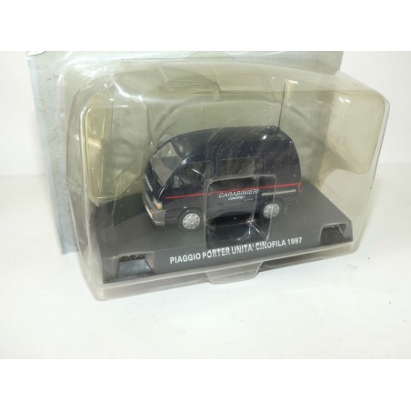 PIAGGIO PORTER CARABINIERI POLICE 1997 DEAGOSTINI 1:43