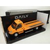 IVECO DAILY PLATEAUX Orange MONDO MOTORS 1:43