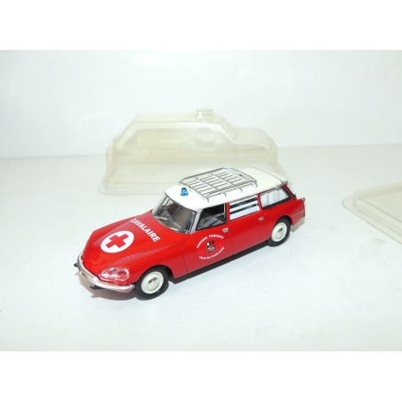 CITROEN DS 21 POMPIERS CAVALAIRE SOLIDO 1:43 sous coque